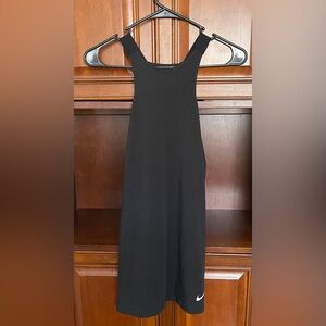 Nike women’s tank